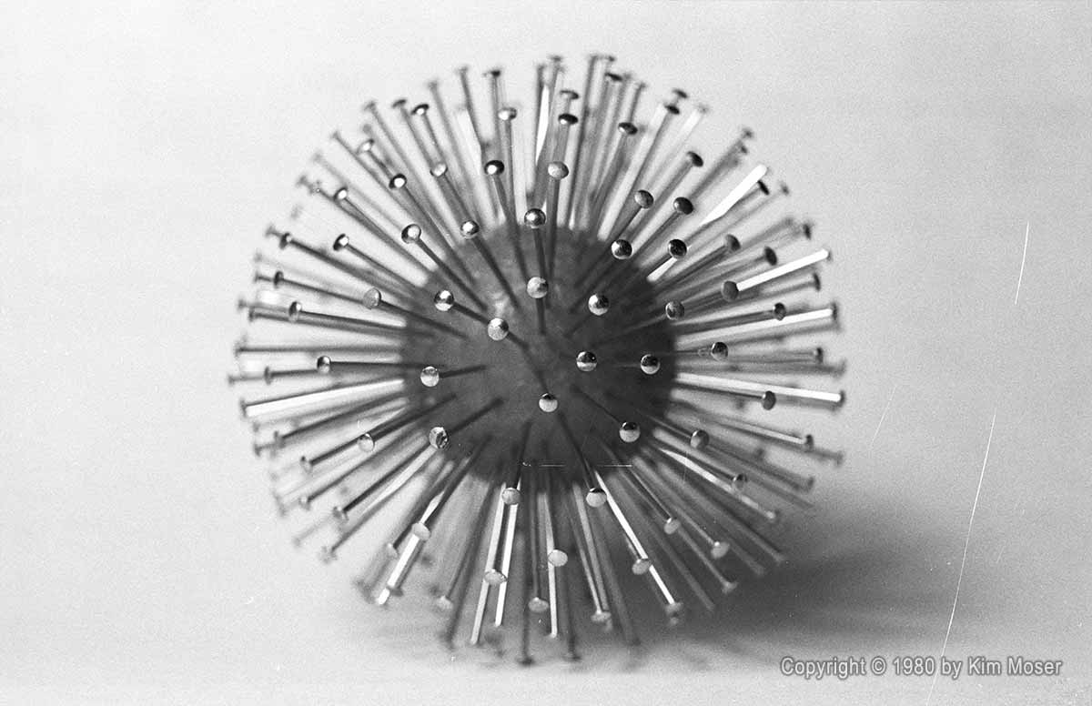 Pin Ball 1 - Copyright © 1981 by Kim Moser